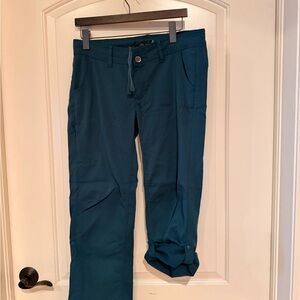 Prana roll up hiking pants size 8 green EUC